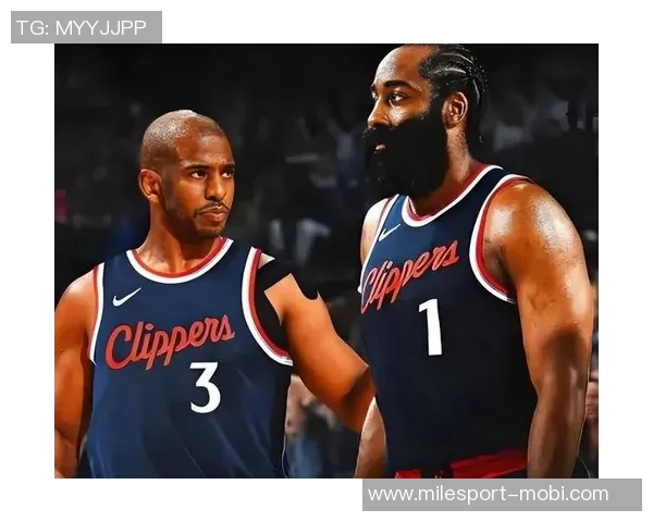 保罗适应快船角色变化努力实现生活与篮球的完美平衡